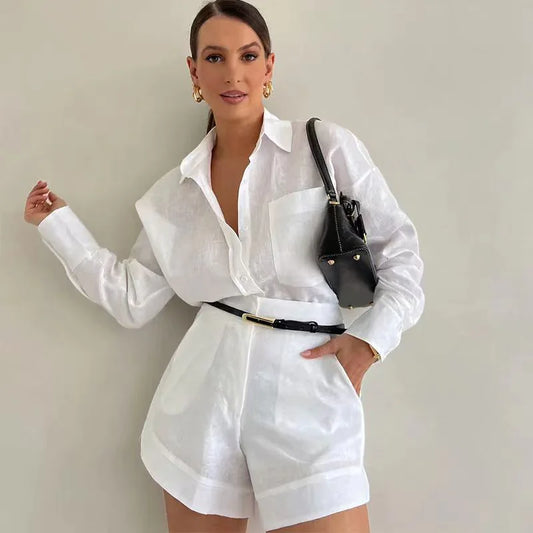 Elegant Women's Tailored Shorts Suit – Long-Sleeve Blazer & Chic Shorts Set