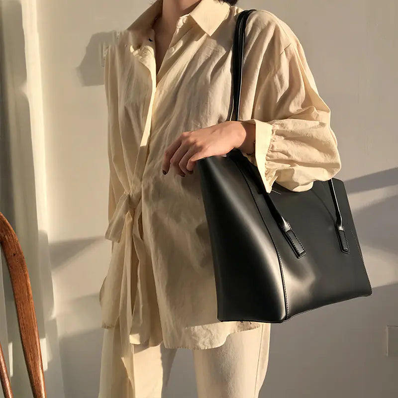 Ladies Shoulder Handbag